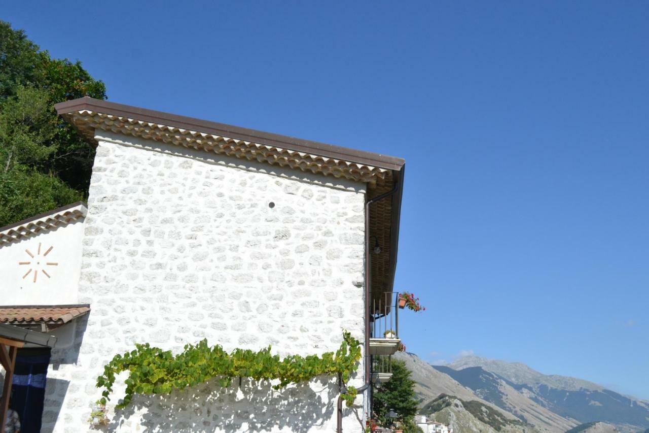 B&B La Casa Vecchia Gallo  Buitenkant foto