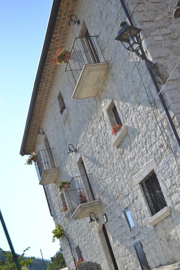 B&B La Casa Vecchia Gallo  Buitenkant foto